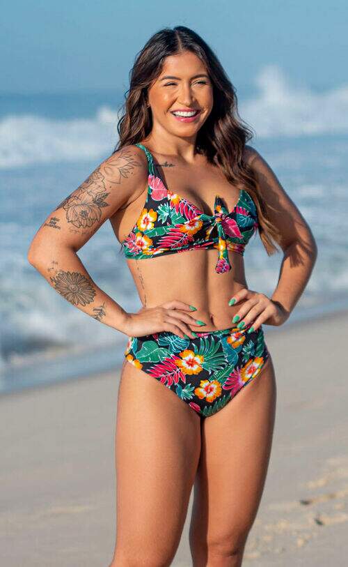 Conjunto Biquíni Hot Pants com Top Reforçado Tropical