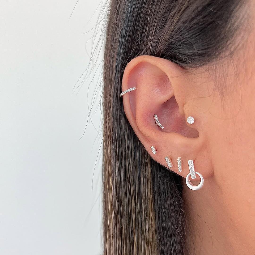 Piercings Femininos de Prata 925: Estilo e Versatilidade