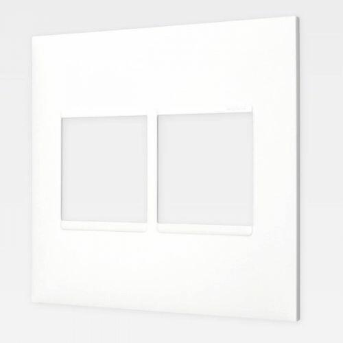 co.labore croix blanc 2個セット Placa 2+2 Postos PIAL Plus+ Legrand Branca 4x4 - a partir de R$14,05