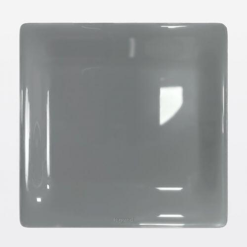 Placa Cega 4x4 Legrand Zeffia Cinza - 680173CZ - a partir de R$11,71