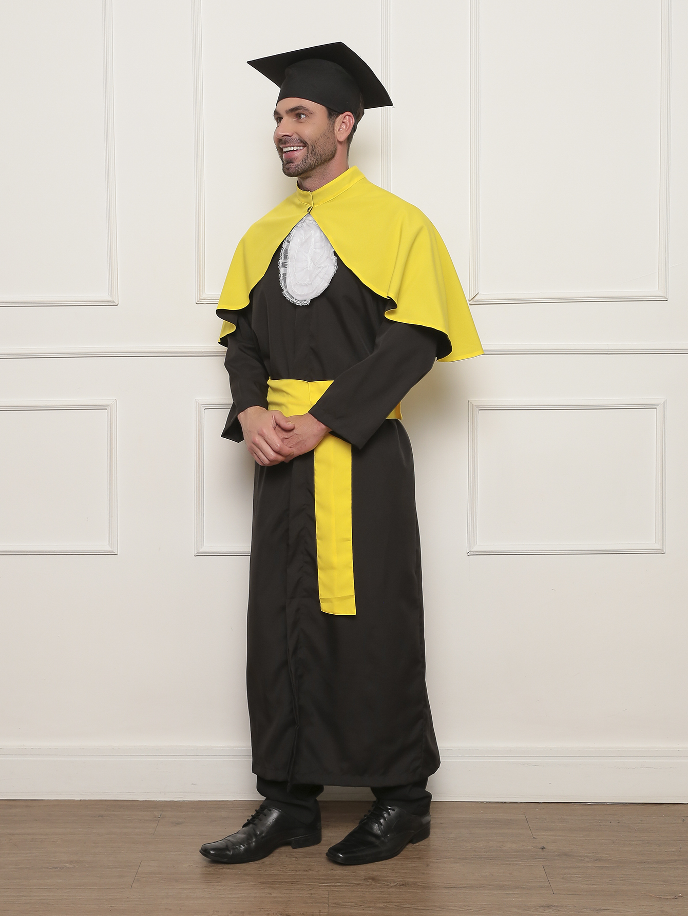 Comprar Beca de Formatura Completa com Pelerine Faixa Amarela - a ...