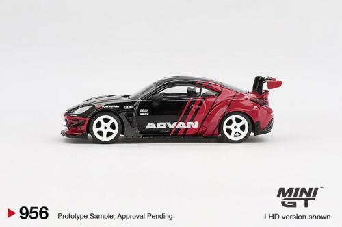 Comprar MINI GT - Nissan GT-R NISMO GT3 11 