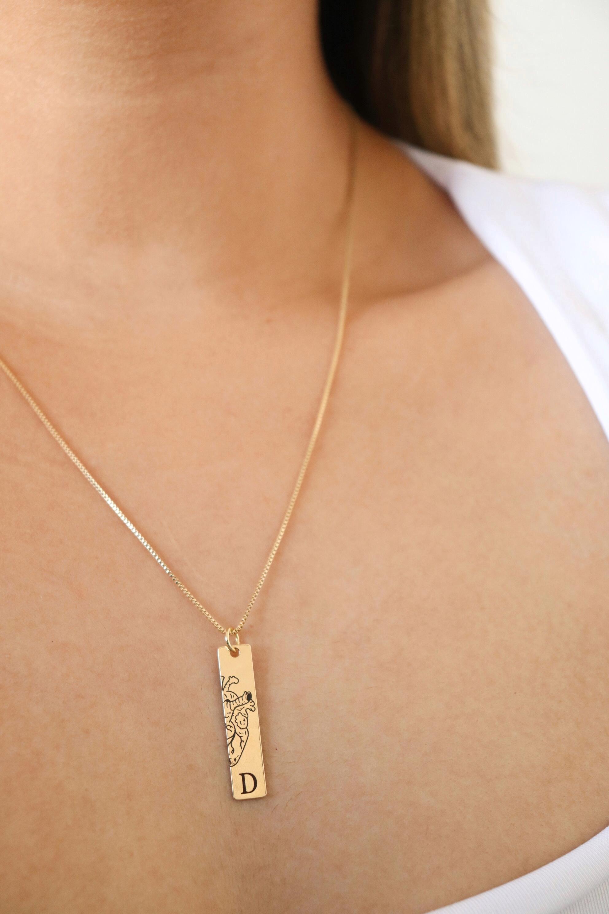 Comprar Par de Colares Coração Personalizado com Inicial - Ouro - R$249 ...