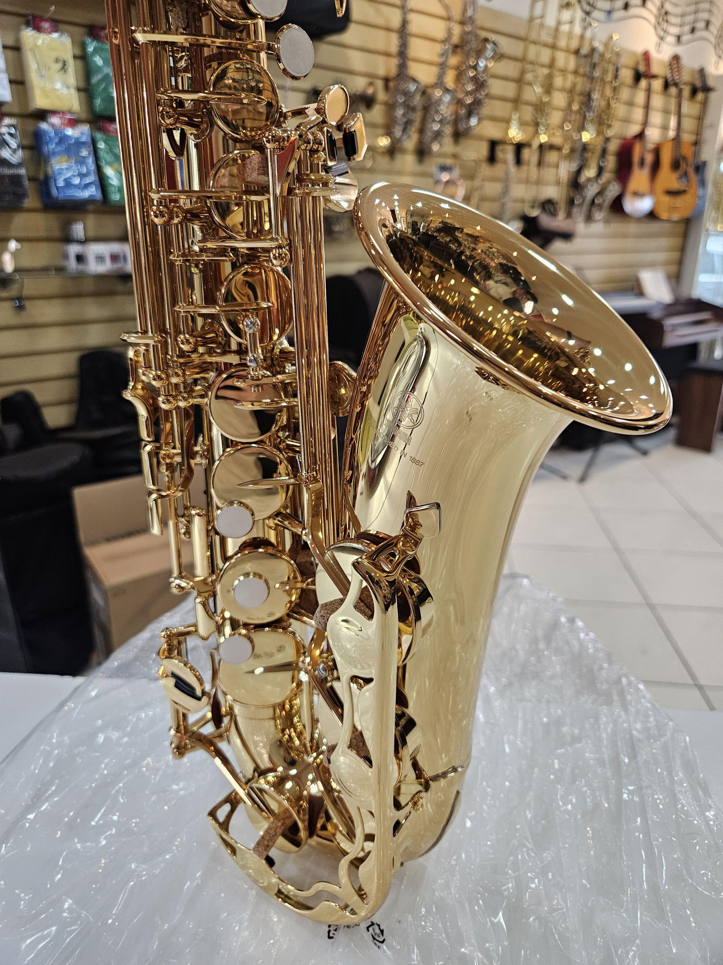 Comprar Sax Alto Yamaha YAS-280 Dourado NOVO - a partir de R$11.625,00