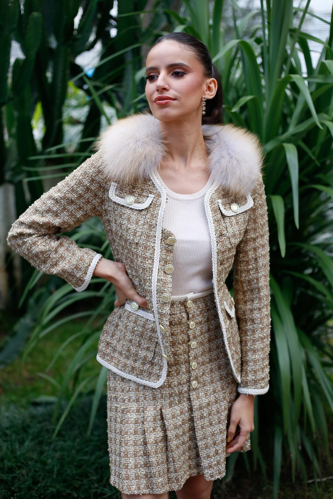 Bouclé Tweed Jacocoat ジャコット　kicuri 年末セール Comprar CASACO EM TWEED DOURADO GOLA REMOVÍVEL