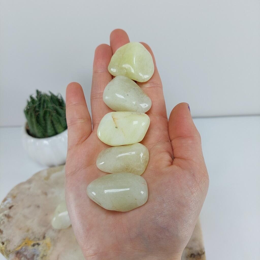 Comprar Pedra Enxofre Com Cristal Natural Rolado 3 a 4cm aprox. - a partir  de R$3,99 - SAJ Cristais - Pedras e Cristais Naturais