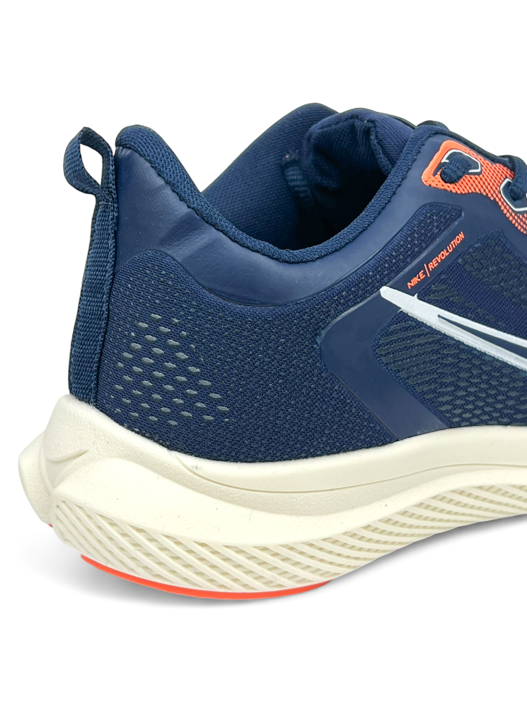 Comprar TÊNIS ESPORTIVO ZOOM REVOLUTION MARINHO/LARANJA Xavier