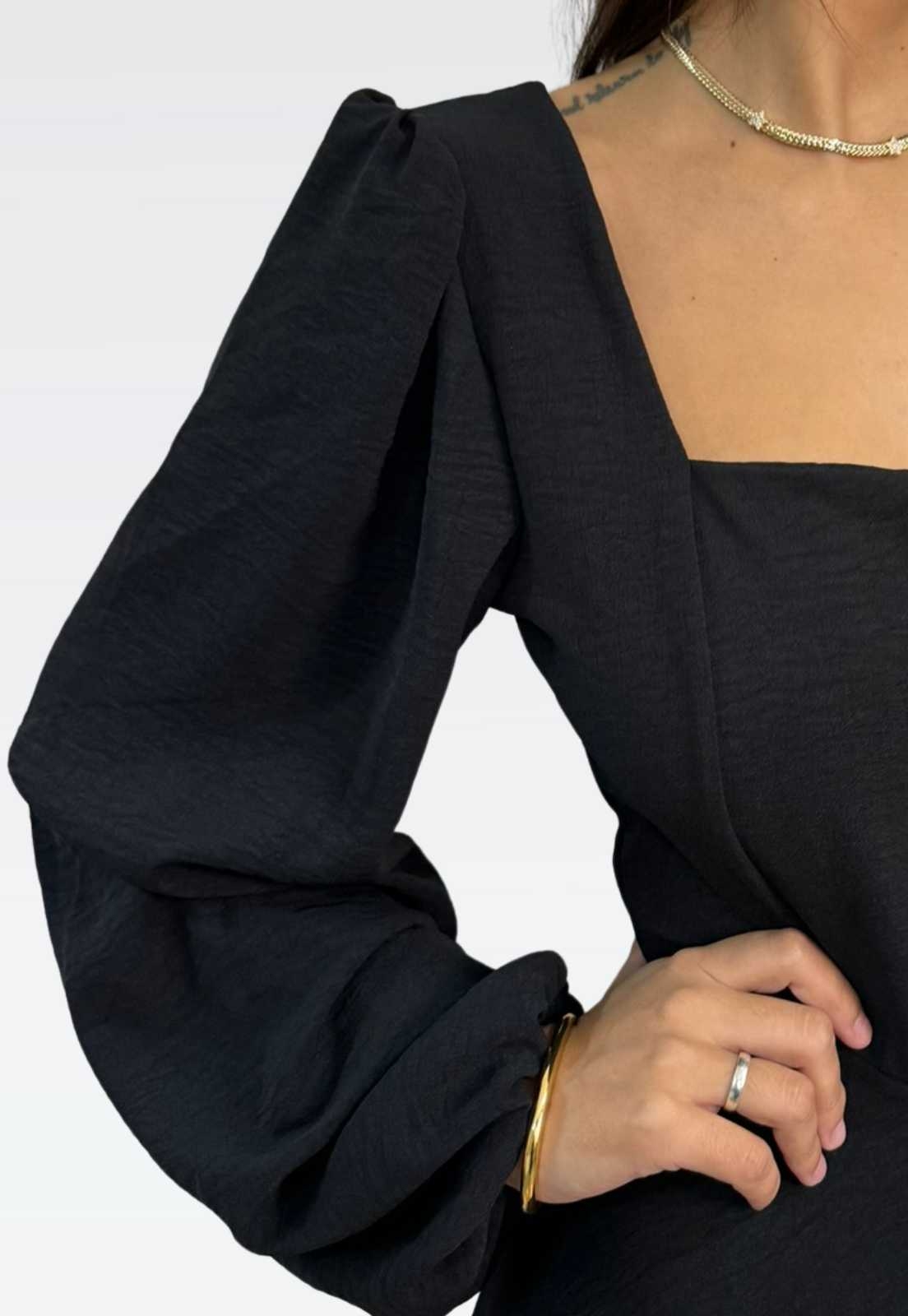 Vestido Longo Decote Quadrado Preto <p>O Vestido Longo a