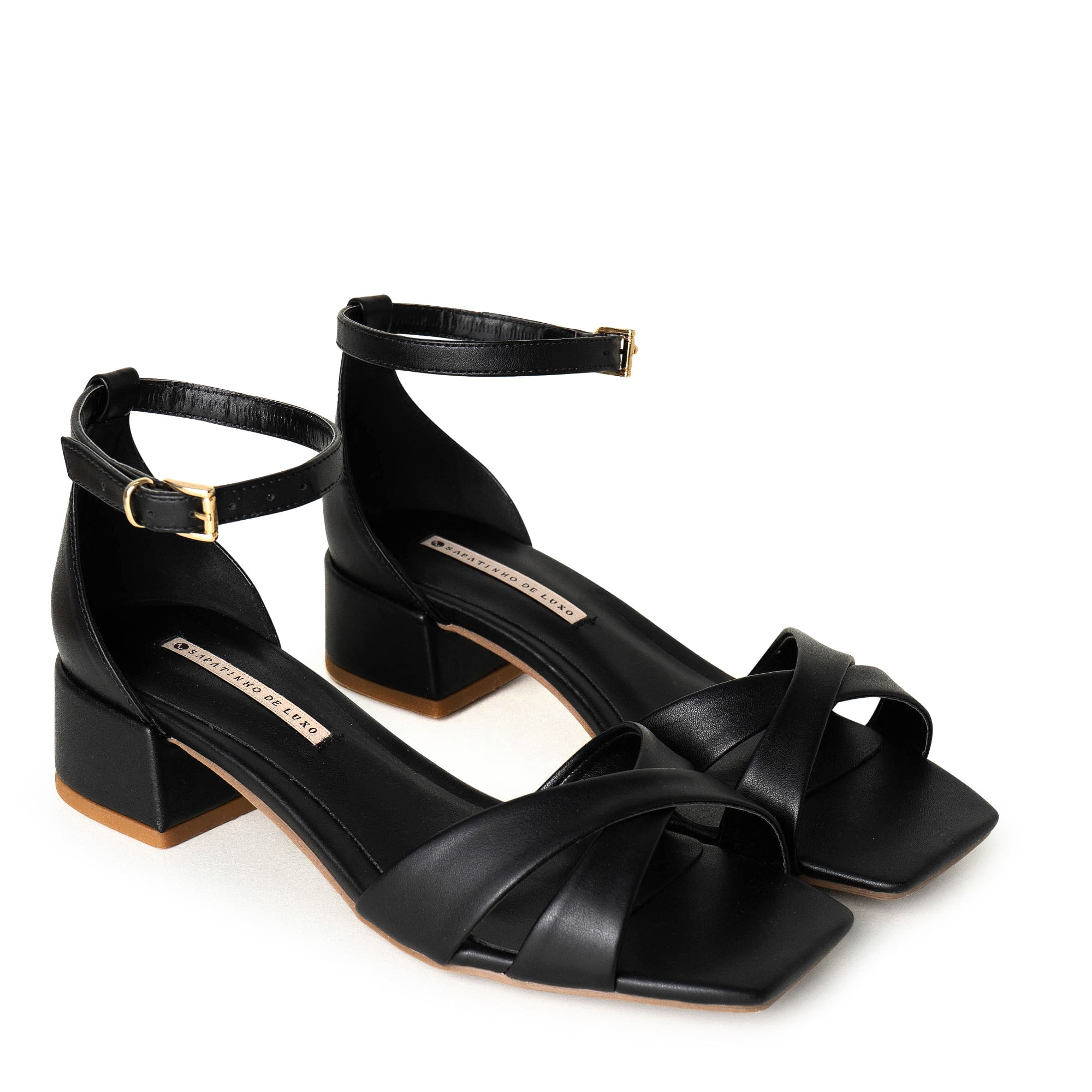 Salto Alto Salto Preto De Tira Sandália Royalz Verniz Paola Salto