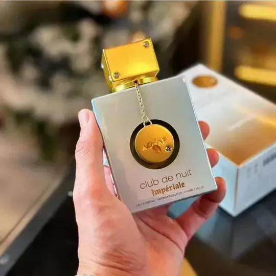 Comprar Perfume Armaf Club de Nuit Impériale - 105ML - a partir de