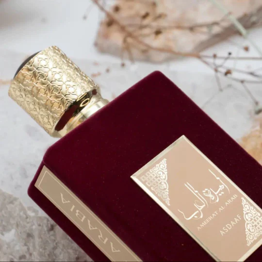 ASDAAF AMEERAT AL ARAB 100ml 香水 Comprar Perfume Asdaaf Ameerat al Arab - 100ML - a partir de R$146