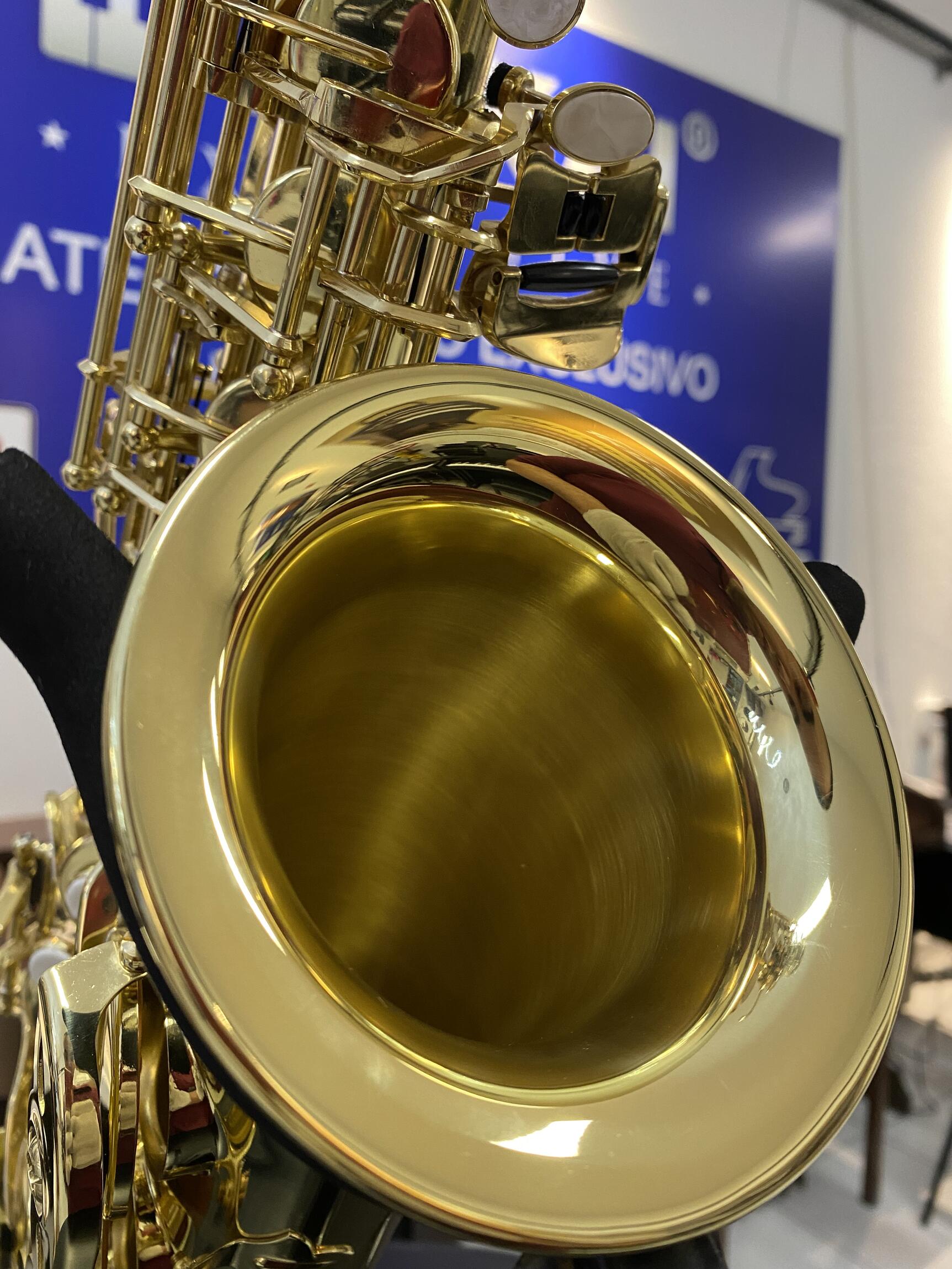 Comprar Sax Alto MIB Laqueado Tokai TSA-200L - a partir de R$4.668,29
