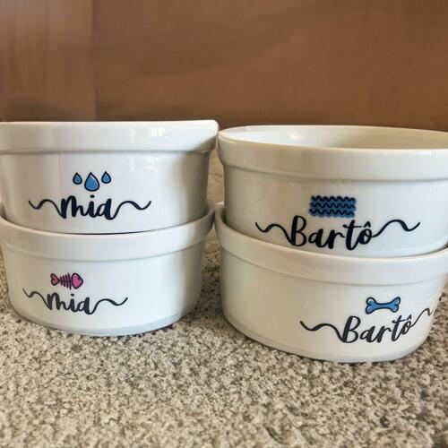Kit Comedouro + Bebedouro Personalizados Com o Nome do Pet - Dupla de Tigelas de Cermica para Pets - Escolha os cones - Azul