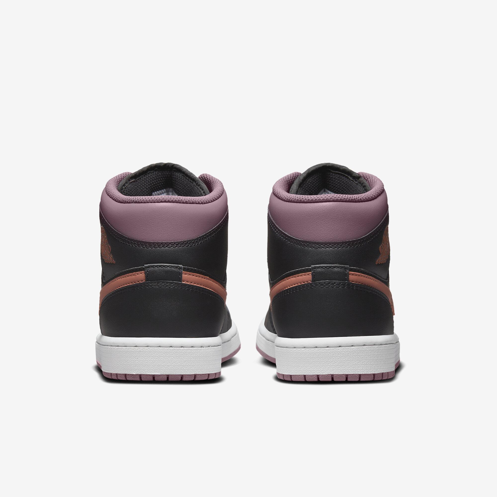 Tênis Nike Air Jordan Mid - Preto e Roxo | Sneakers New