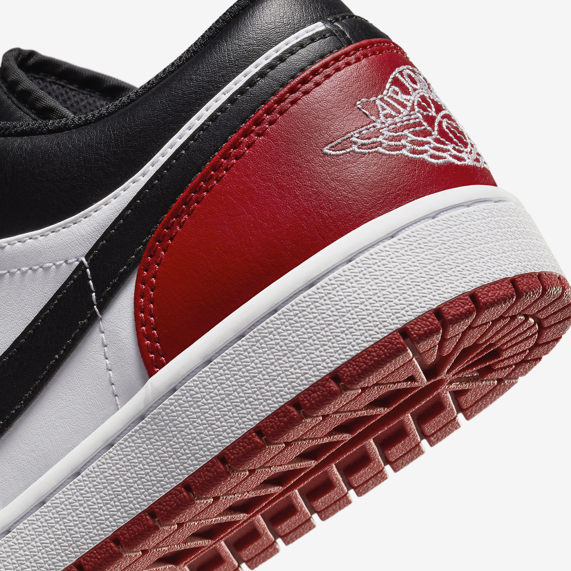 Nike AIR シューズ レッド ブラック Tênis Nike Air Jordan 1 Low Bred Toe 2.0 - Vermelho Preto e Branco