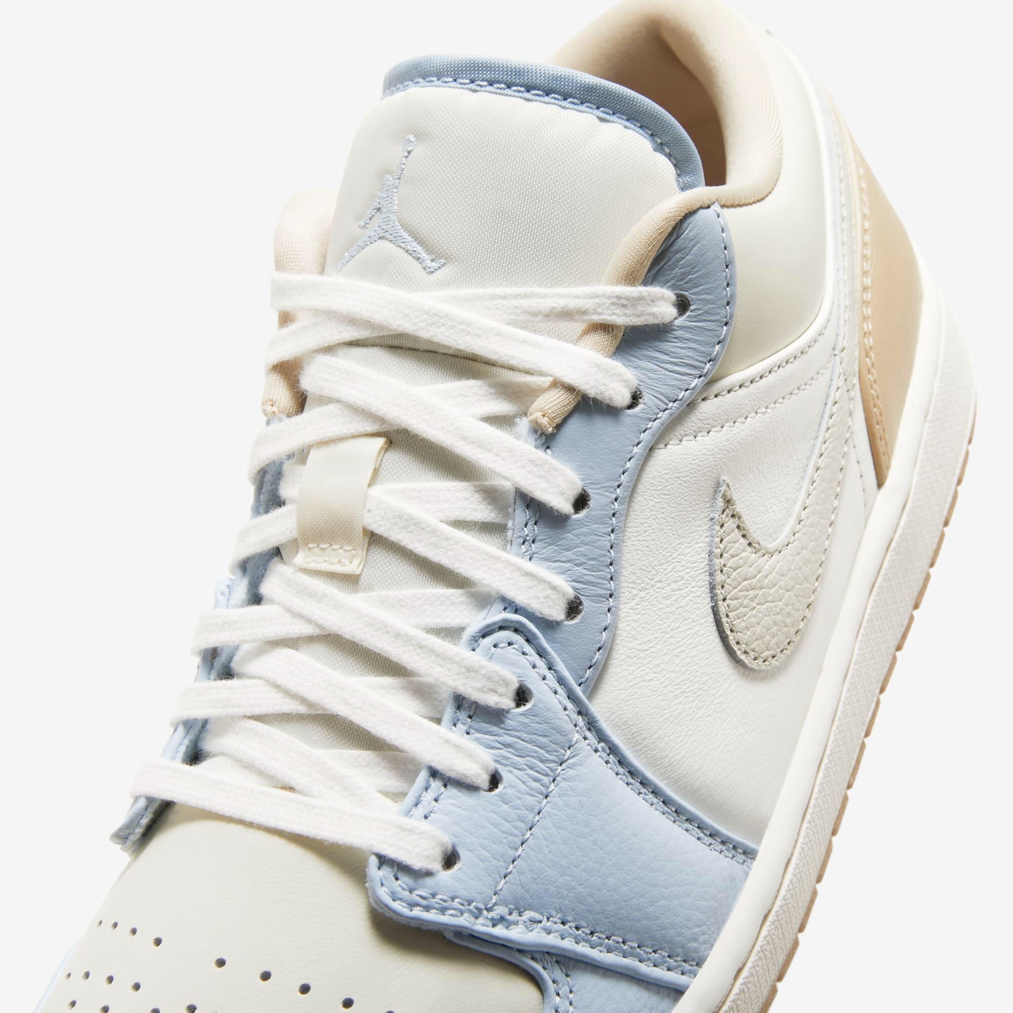 Tênis Air Jordan 1 Low - Azul e Bege