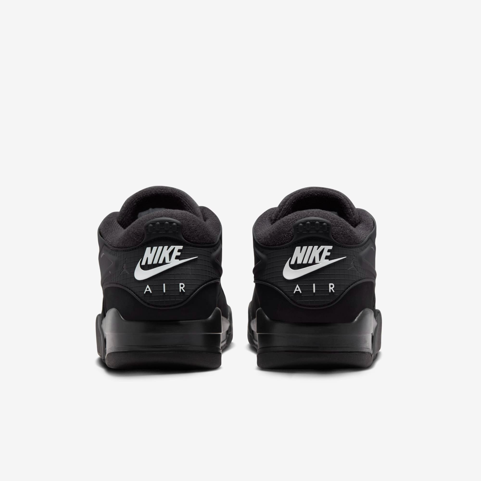 Tênis Air Jordan 4 RM - Black Cat