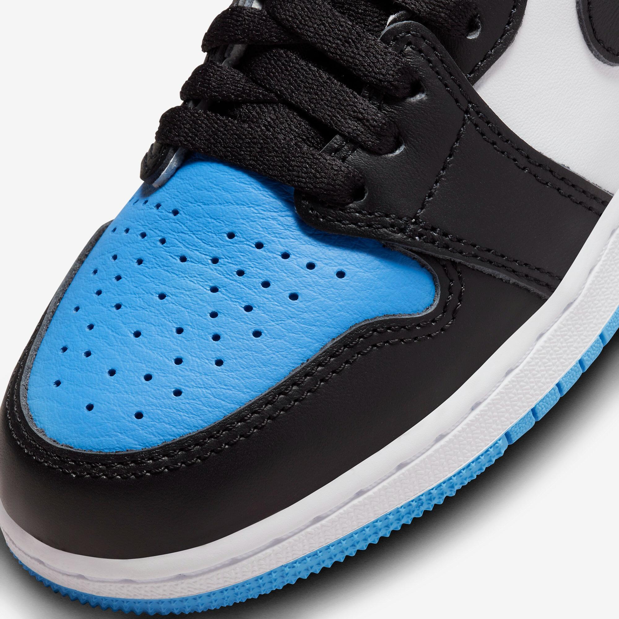 Tênis Air Jordan 1 Retro High OG - Preto e Azul