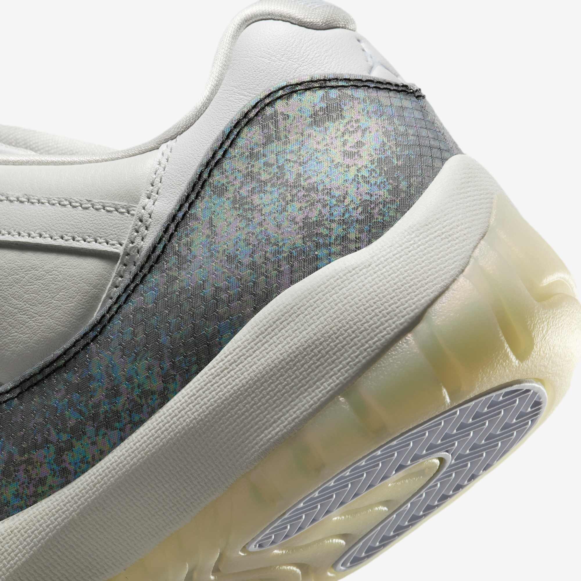 Tênis Air Jordan 11 Low - Cinza