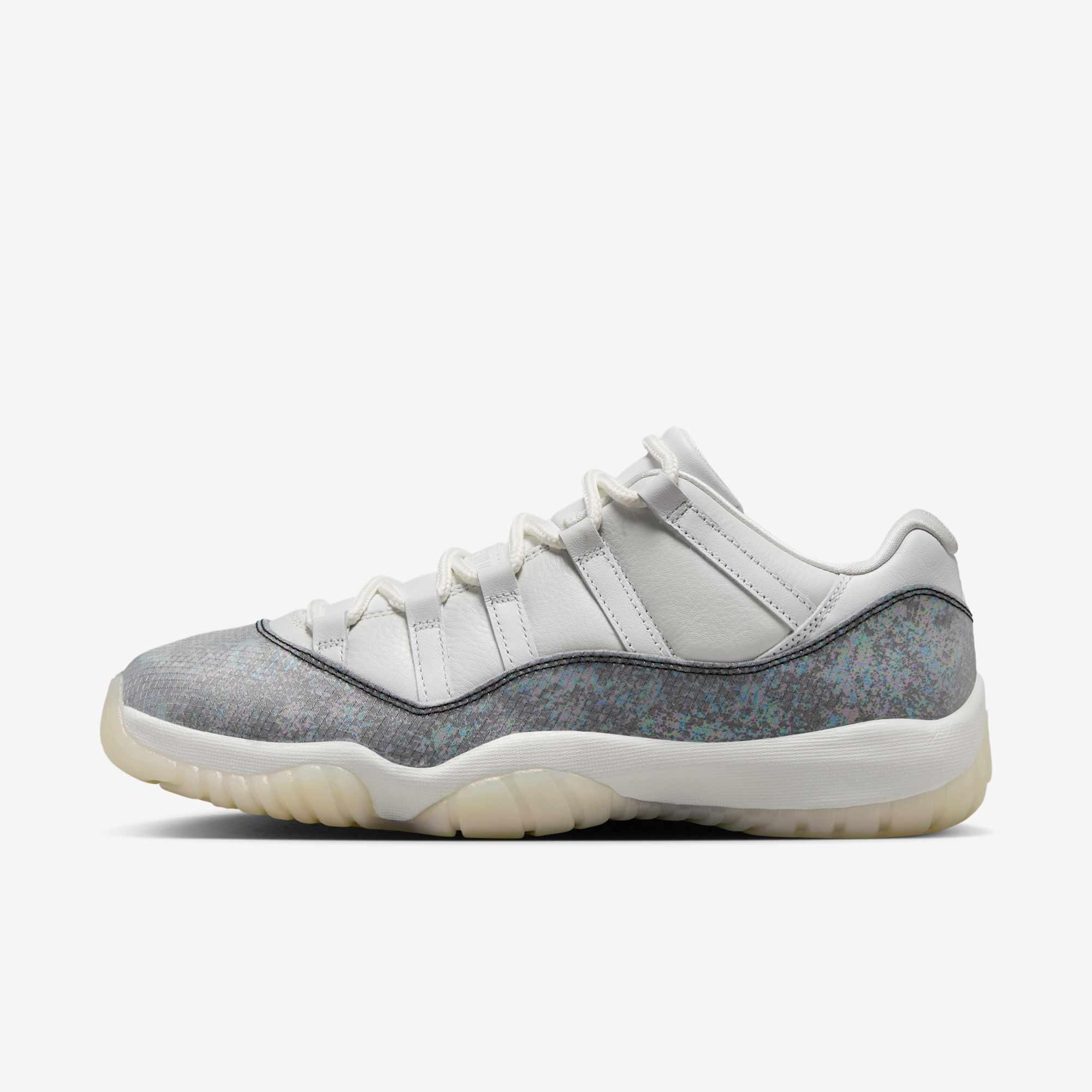 Tênis Nike Air Jordan 11 Low - Cinza - Sneakers New - Site Oficial