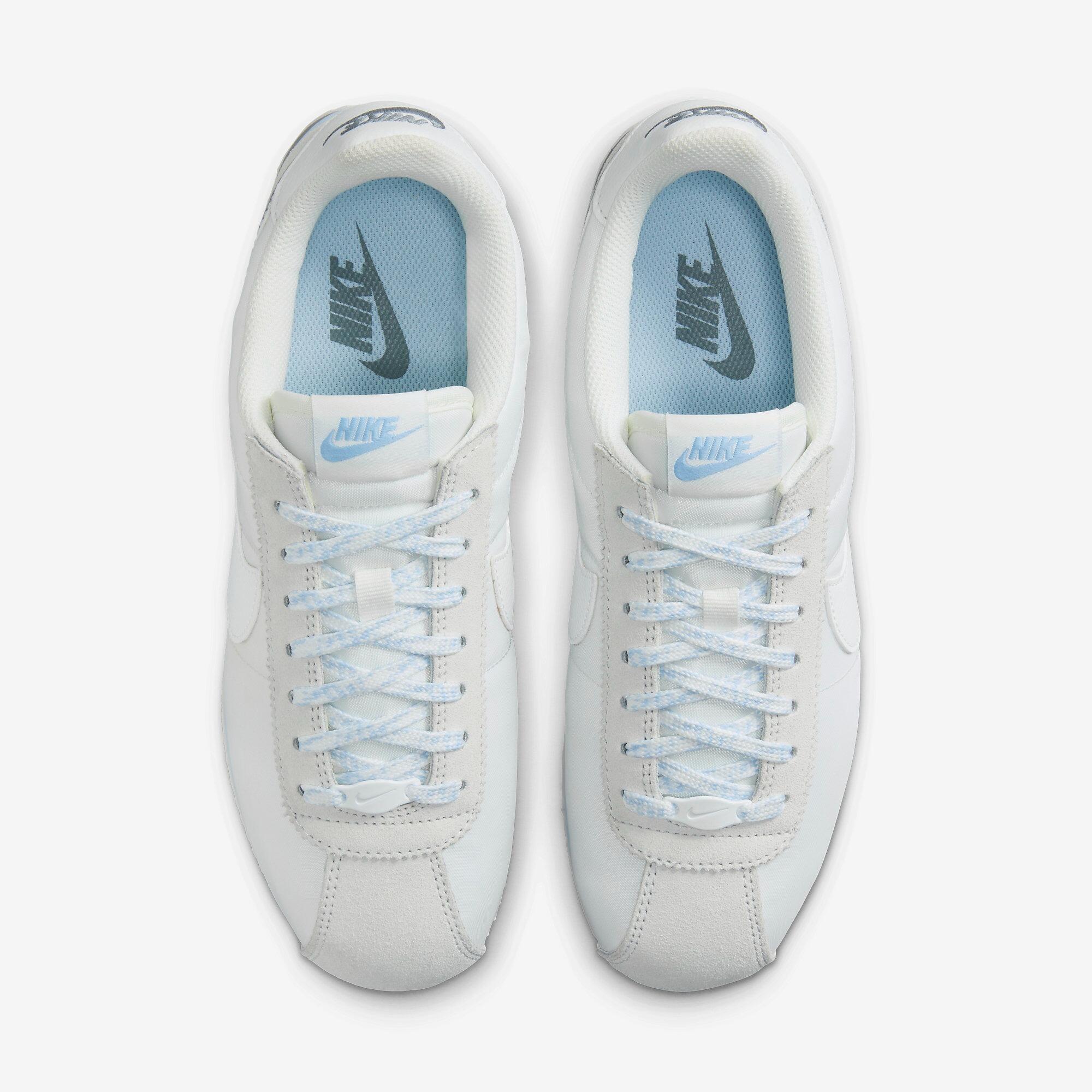 Tênis Nike Cortez Feminino - Branco e Azul