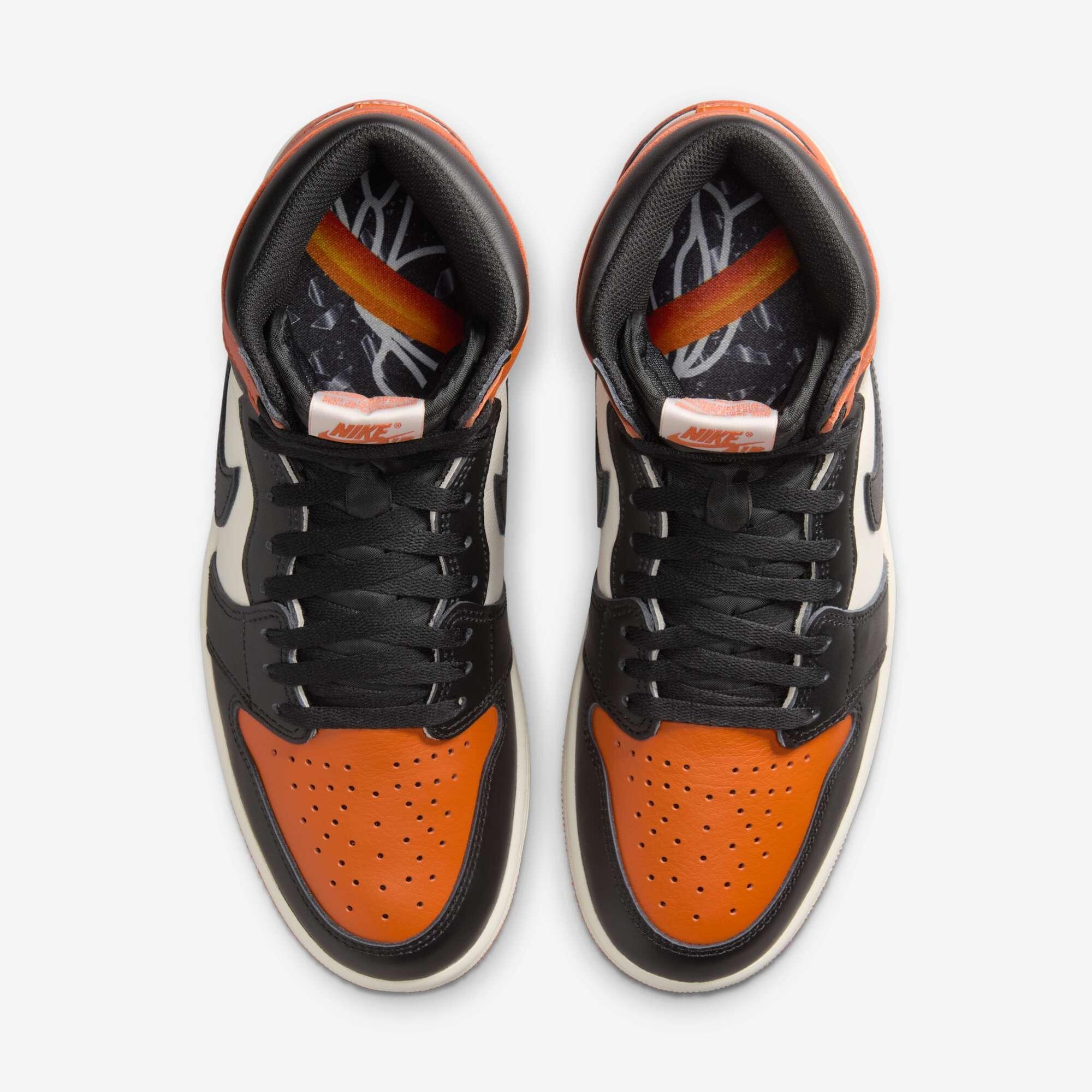 Tênis Air Jordan 1 Retro High OG - Preto e Laranja