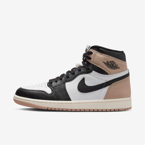 Tênis Air Jordan 1 Retro High OG - Preto e Azul Tênis Air Jordan 1 Retro High OG - Preto e Azul