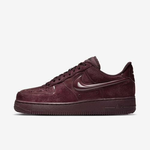 Tênis Nike Air Force 1 07 LV8 Essencial - Preto