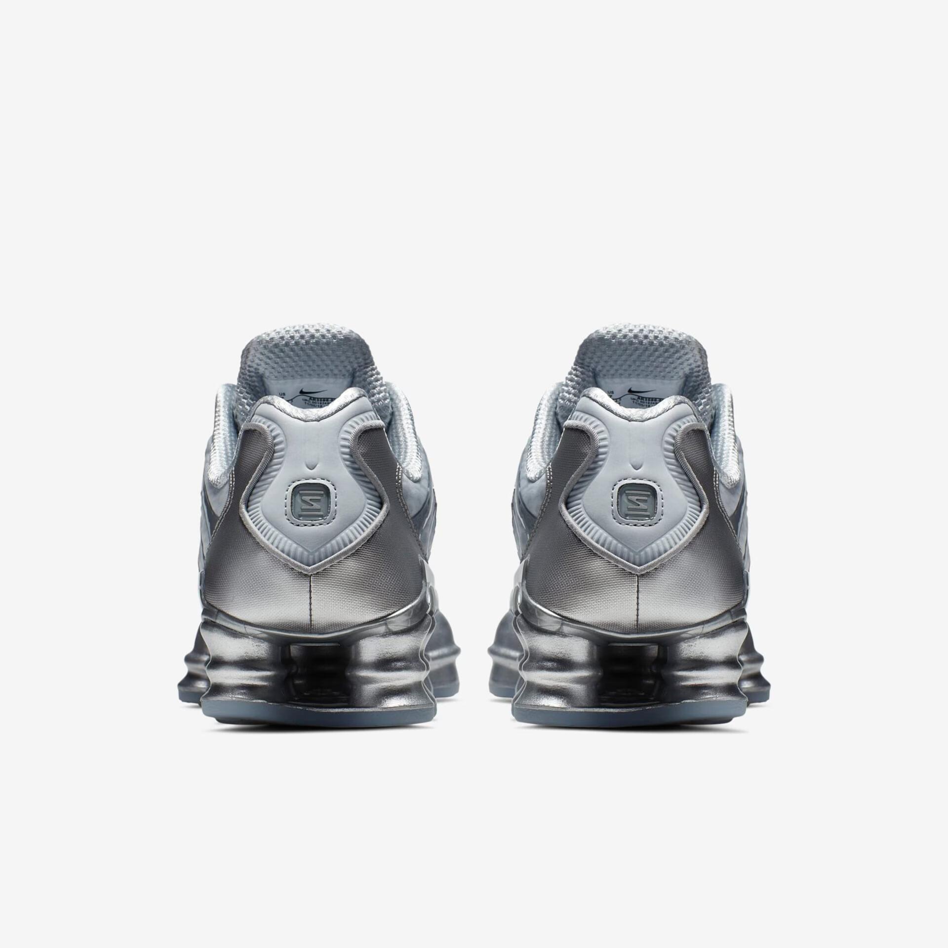 靴 Nike Shox TL \