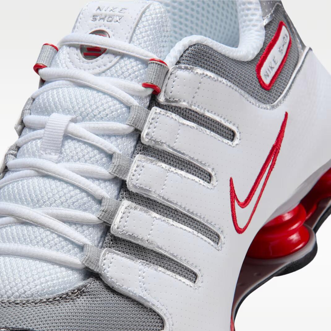 Nike Shox ホワイト/レッド Tênis Nike Shox NZ White Red Metallic Silver 378341-104