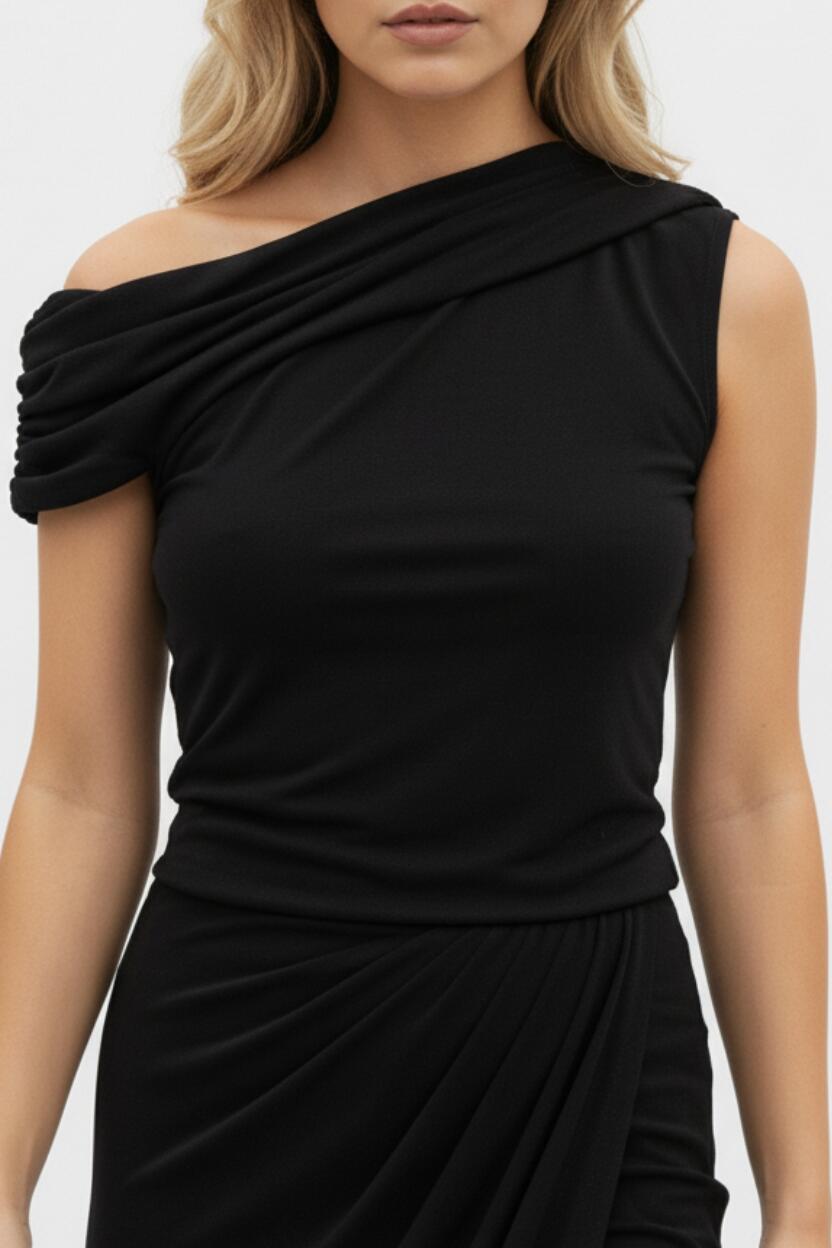 Regata Drapeada Assimétrica