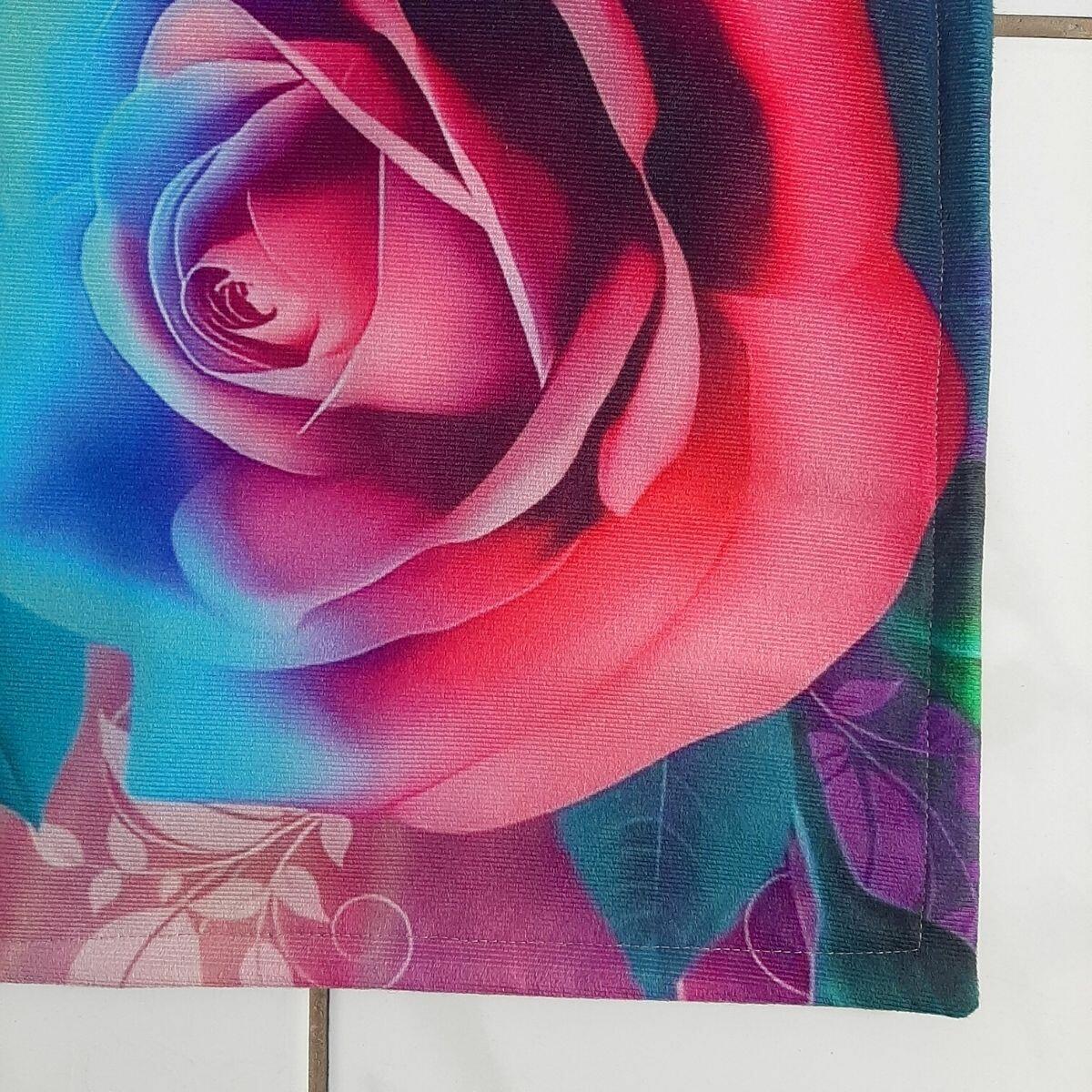 Comprar Kit Tapete Cozinha Jogo 3 Peças Antiderrapante Flor Rosa - a partir  de R$150,95 - Colorful Tapetes