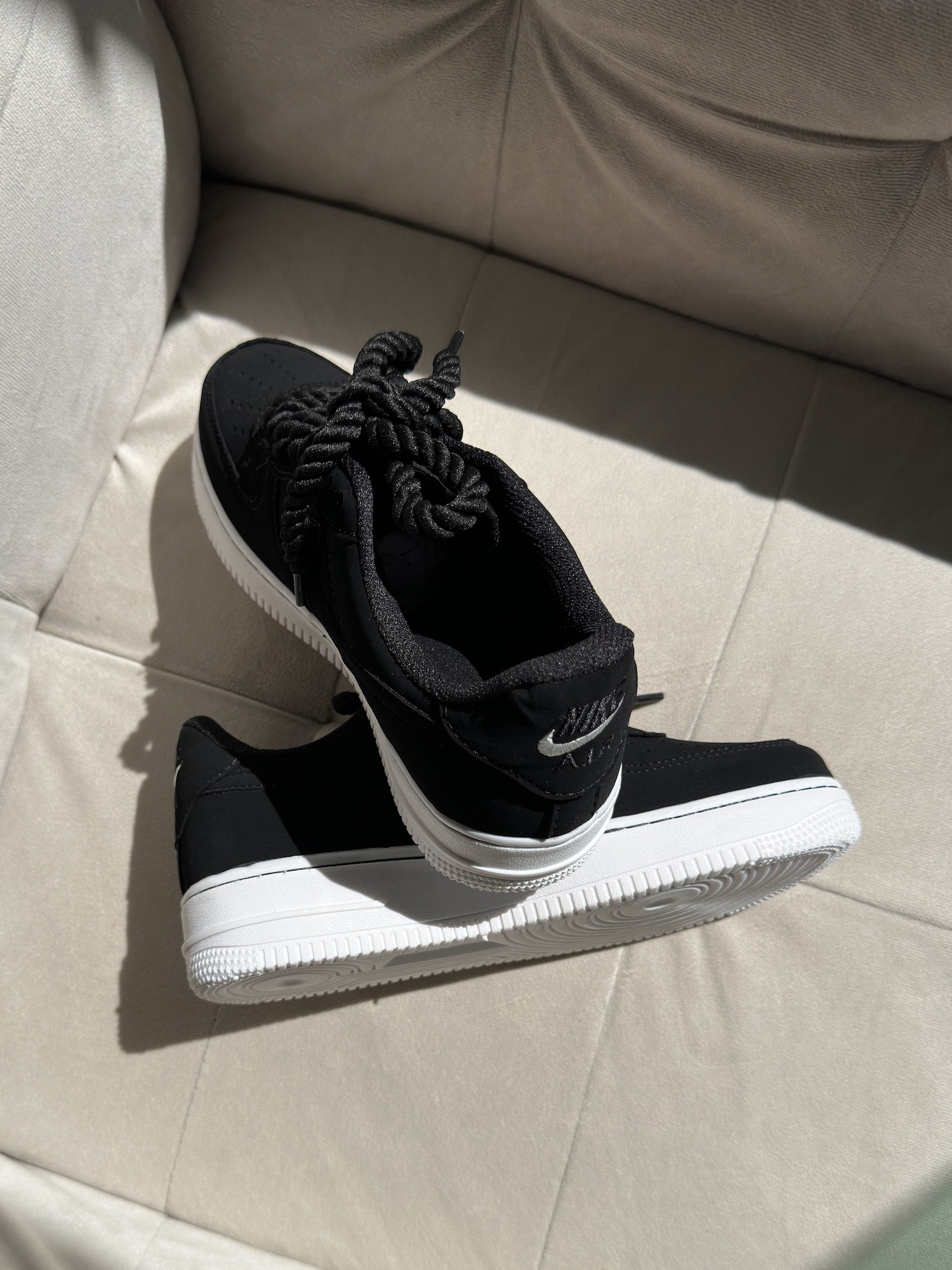 Zapatillas Nike Air Force One Negras Gamuza AF1 Preto Nobuck