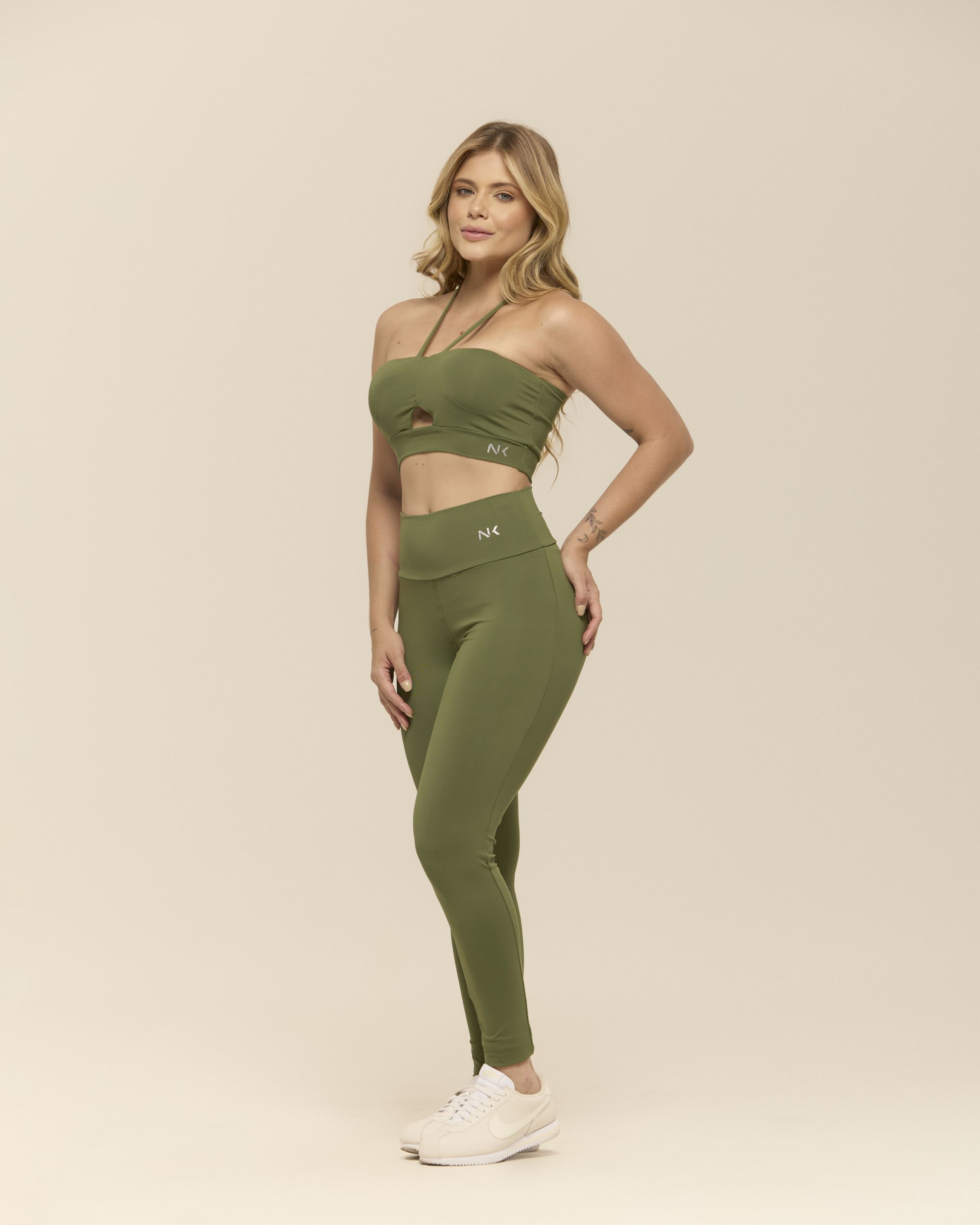 Comprar CONJUNTO DALLARE NKFIT