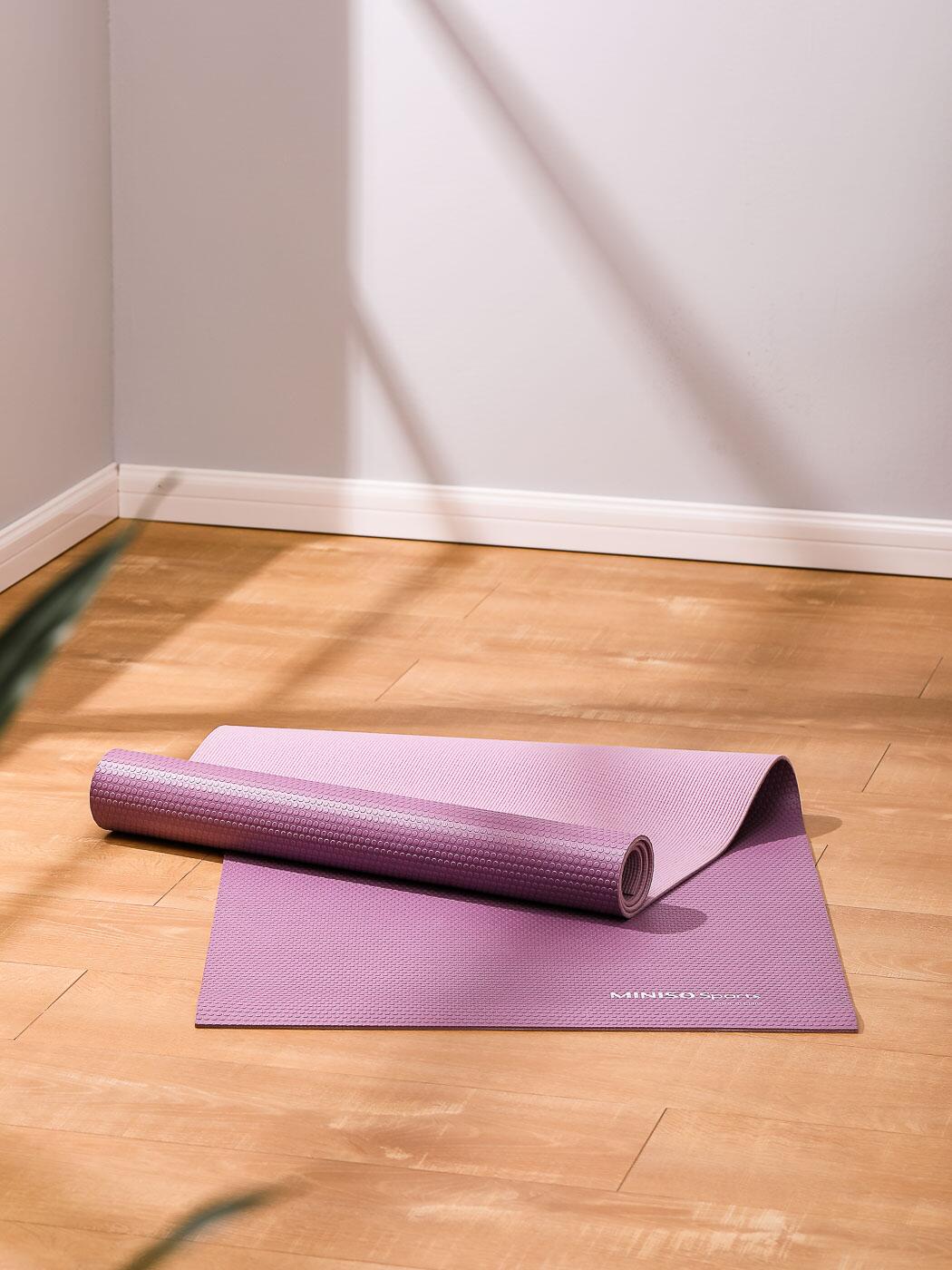 Esportes, Equipamentos, Tapete Yoga - a partir de R$189,99 Esportes, Equipamentos, Tapete Yoga - a partir de R$189,99