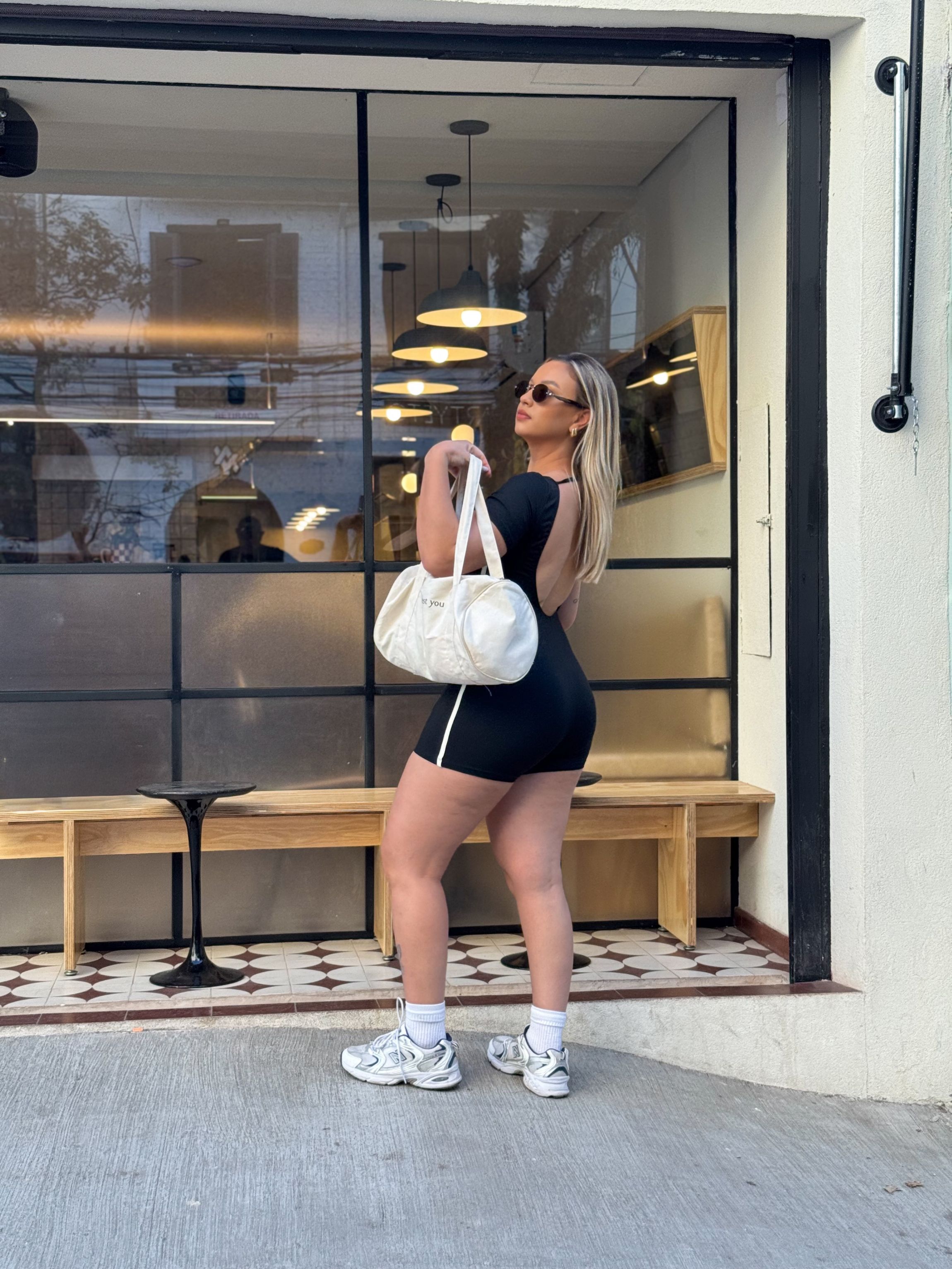 Macaquinho Ease Preto c/ Off - foto 5