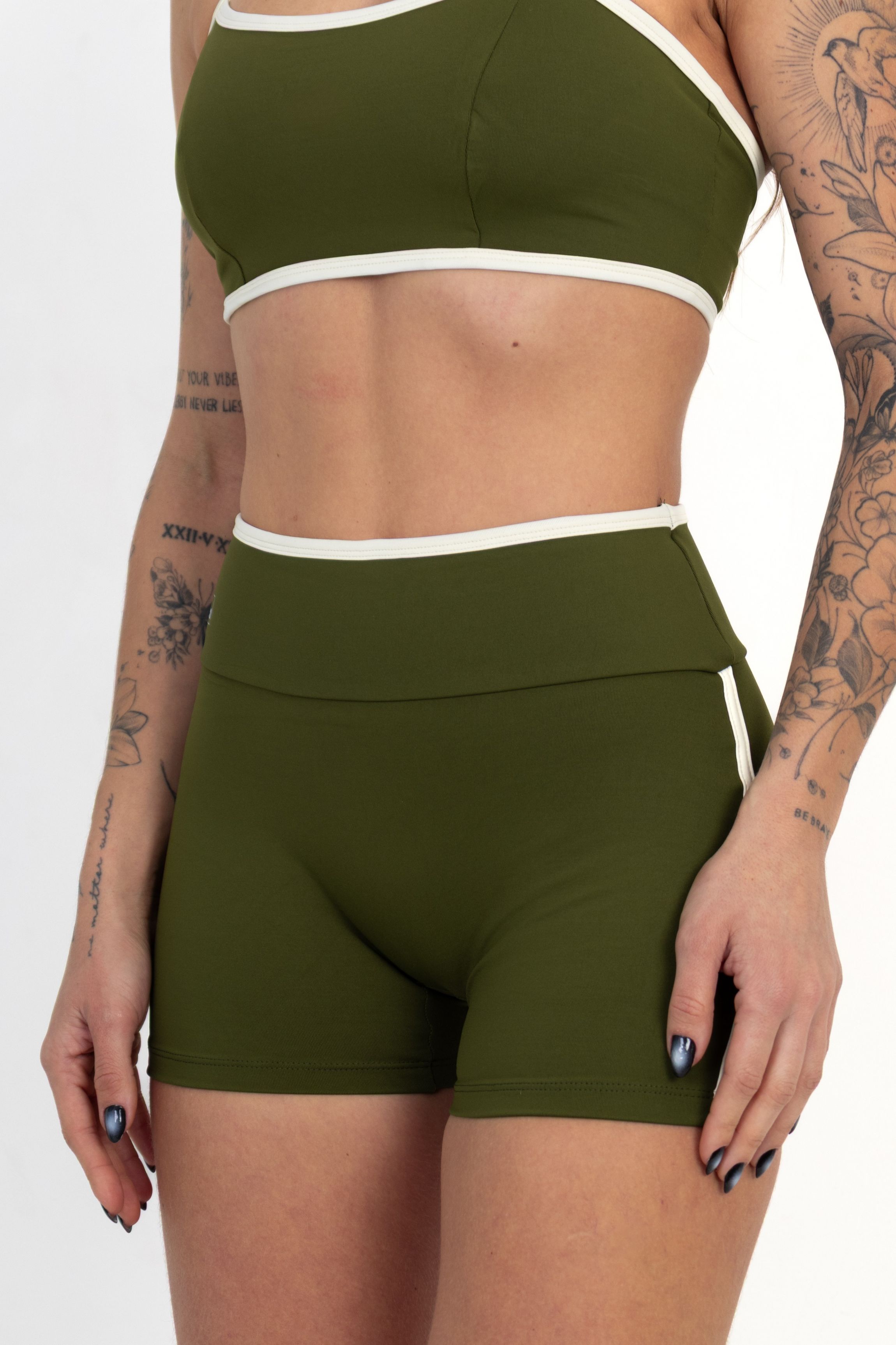 Short Edge Verde Militar c/ Off - foto 1