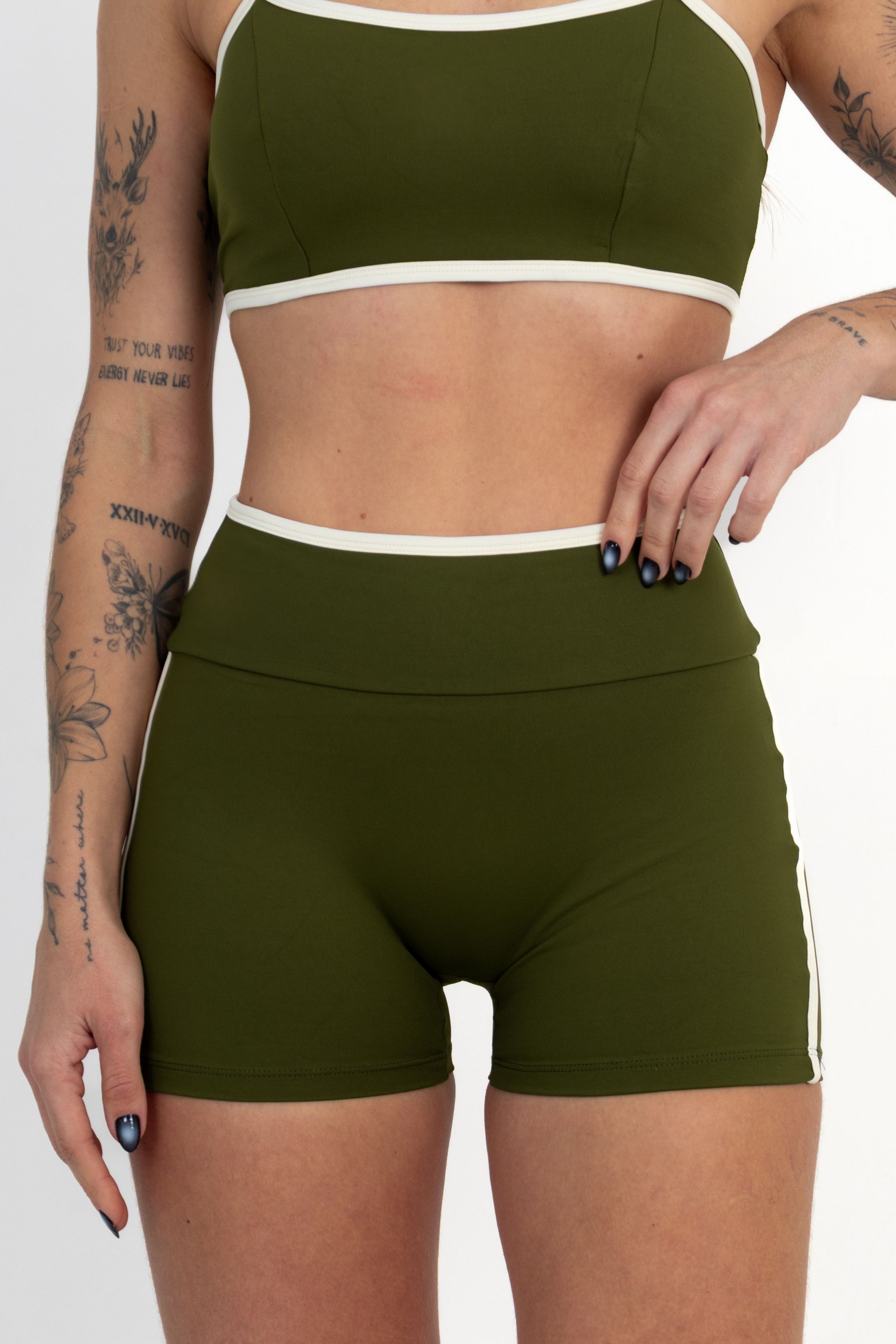 Short Edge Verde Militar c/ Off - foto 3
