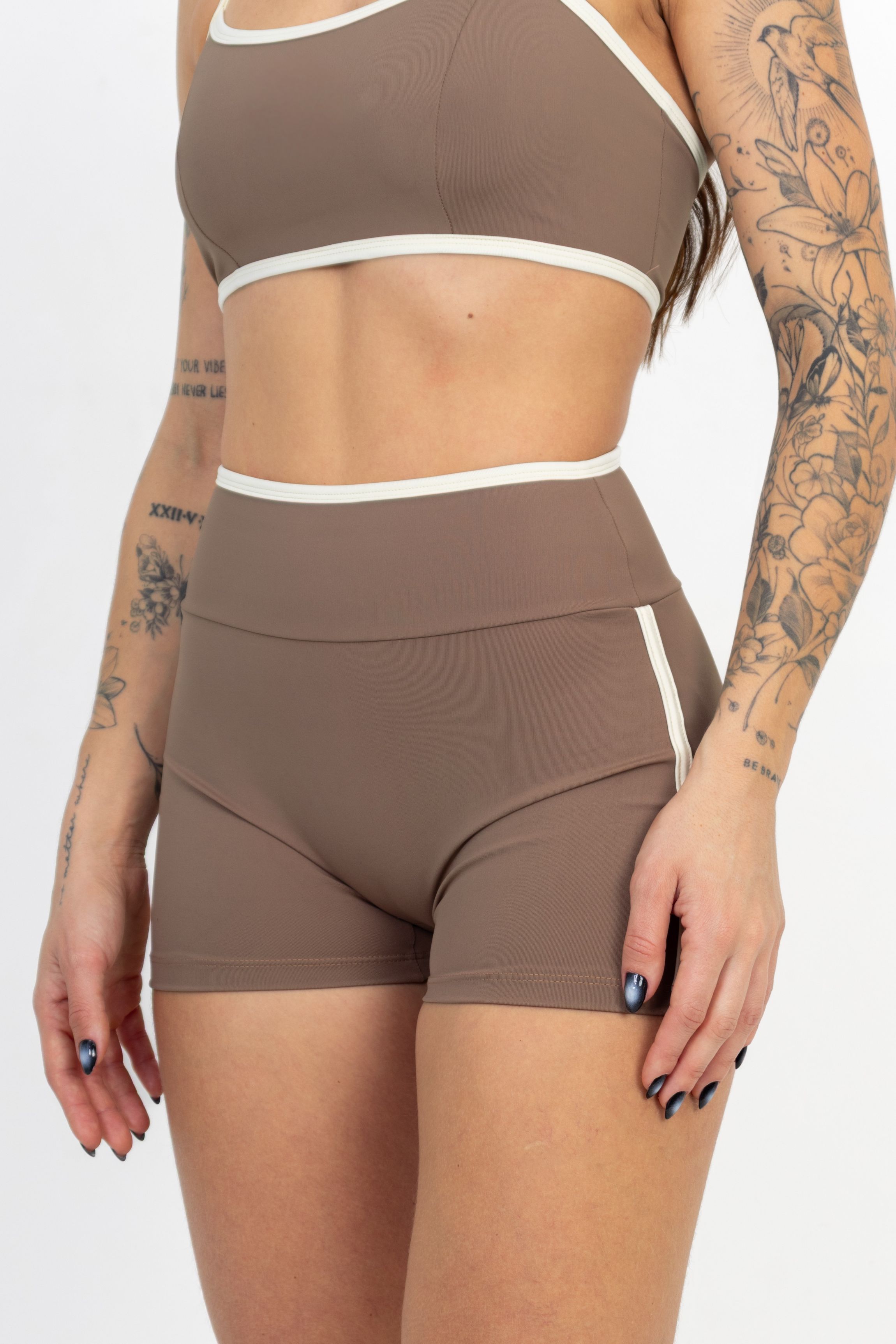 Short Edge Cappuccino c/ Off - foto 1