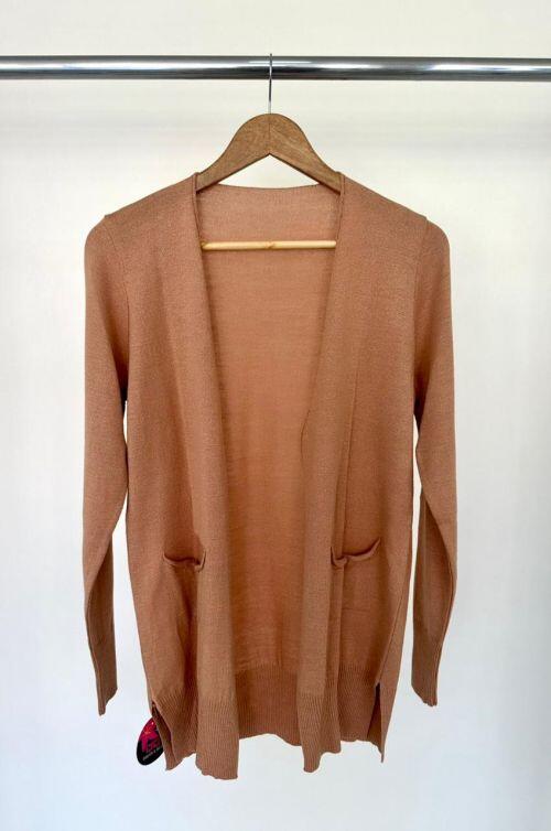 トップス vintage 80s dezert 2tone cardigun Comprar Cardigan Teodora - R$139,98