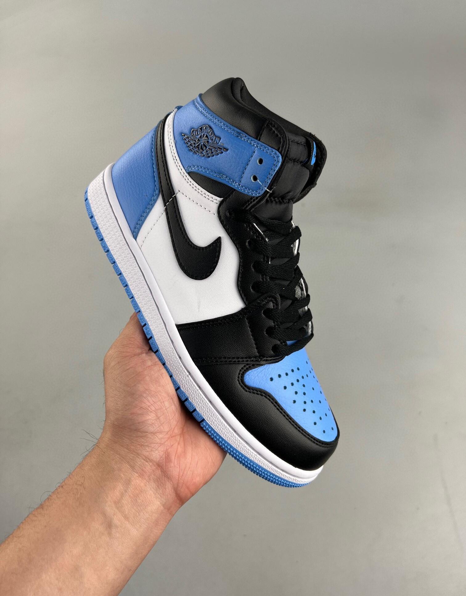 Comprar Tênis Air Jordan 1 Mid Masculino - a partir de R$575,99