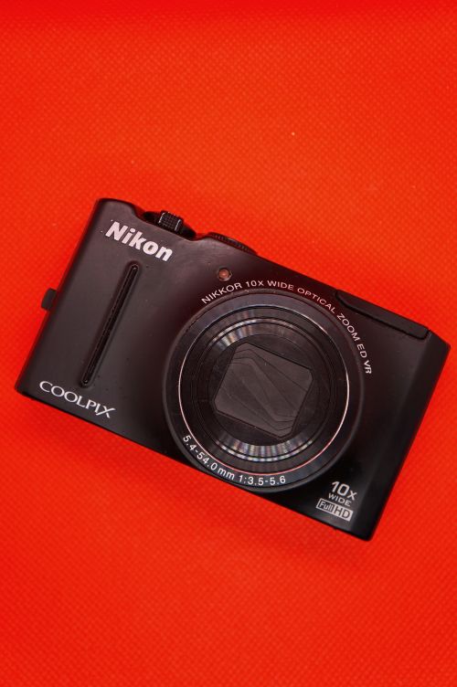 Comprar Nikon Coolpix S8100 - Lib's Stuff