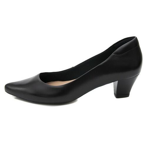 Scarpin Pattini Comfort em Couro Liso Preto