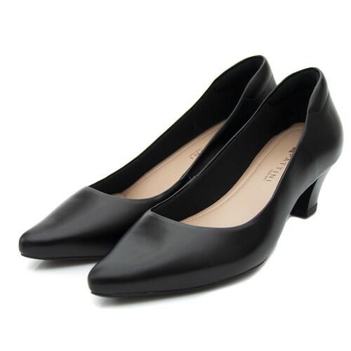 Scarpin Pattini Comfort em Couro Liso Preto