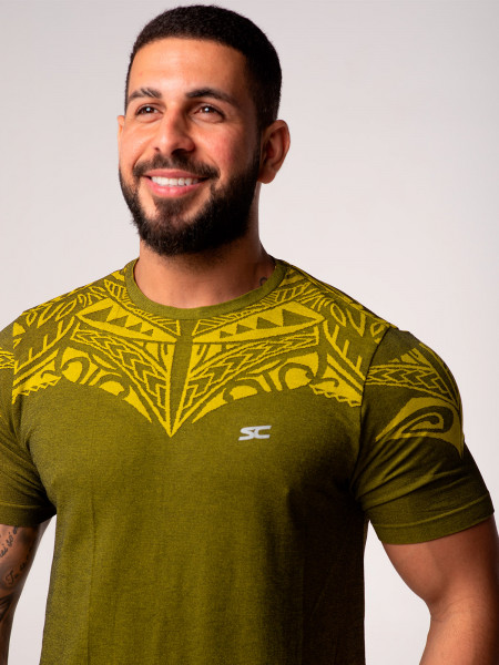 Camisa Tribal Sem Costura Em Poliamida a partir de R$153,39