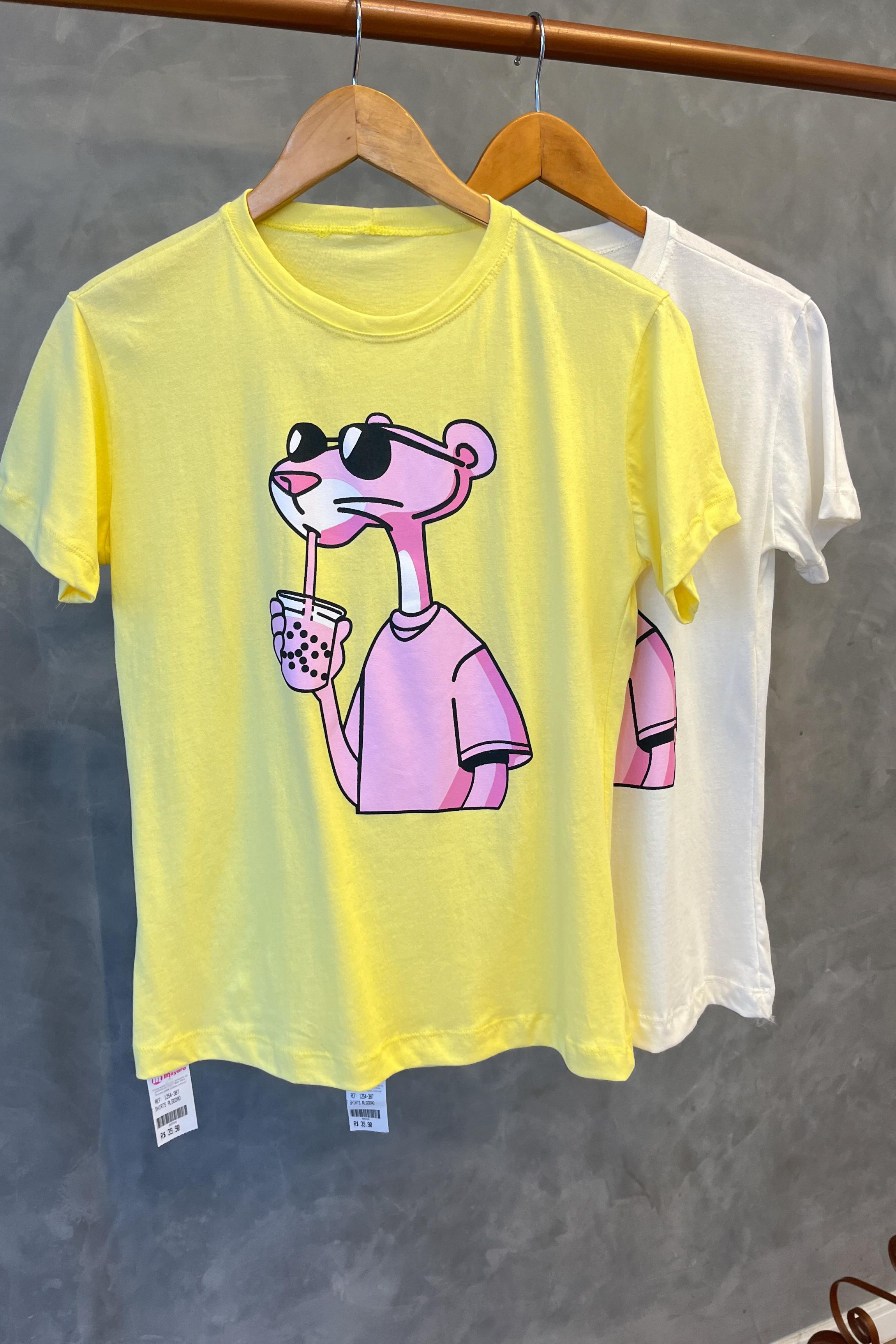 Comprar T-shirt Pantera Cor de Rosa lojas mayara lira shop