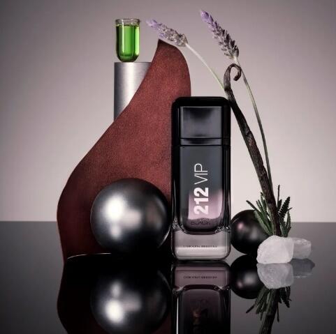 212 VIP Black Carolina Herrera EDP 200ml Ref - 65116885