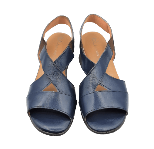 Comprar SANDÁLIA RASTEIRA IODIA COR MARINHO FORMA CORRETA a