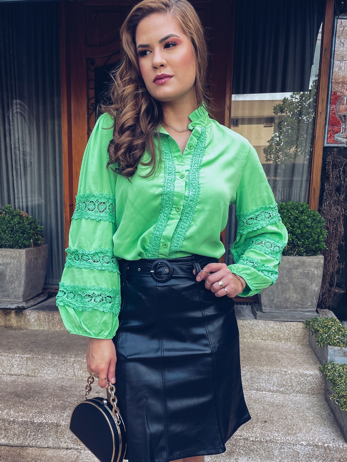 Saia Couro Sintético Courino Ecológico Preto Cinto Evasê