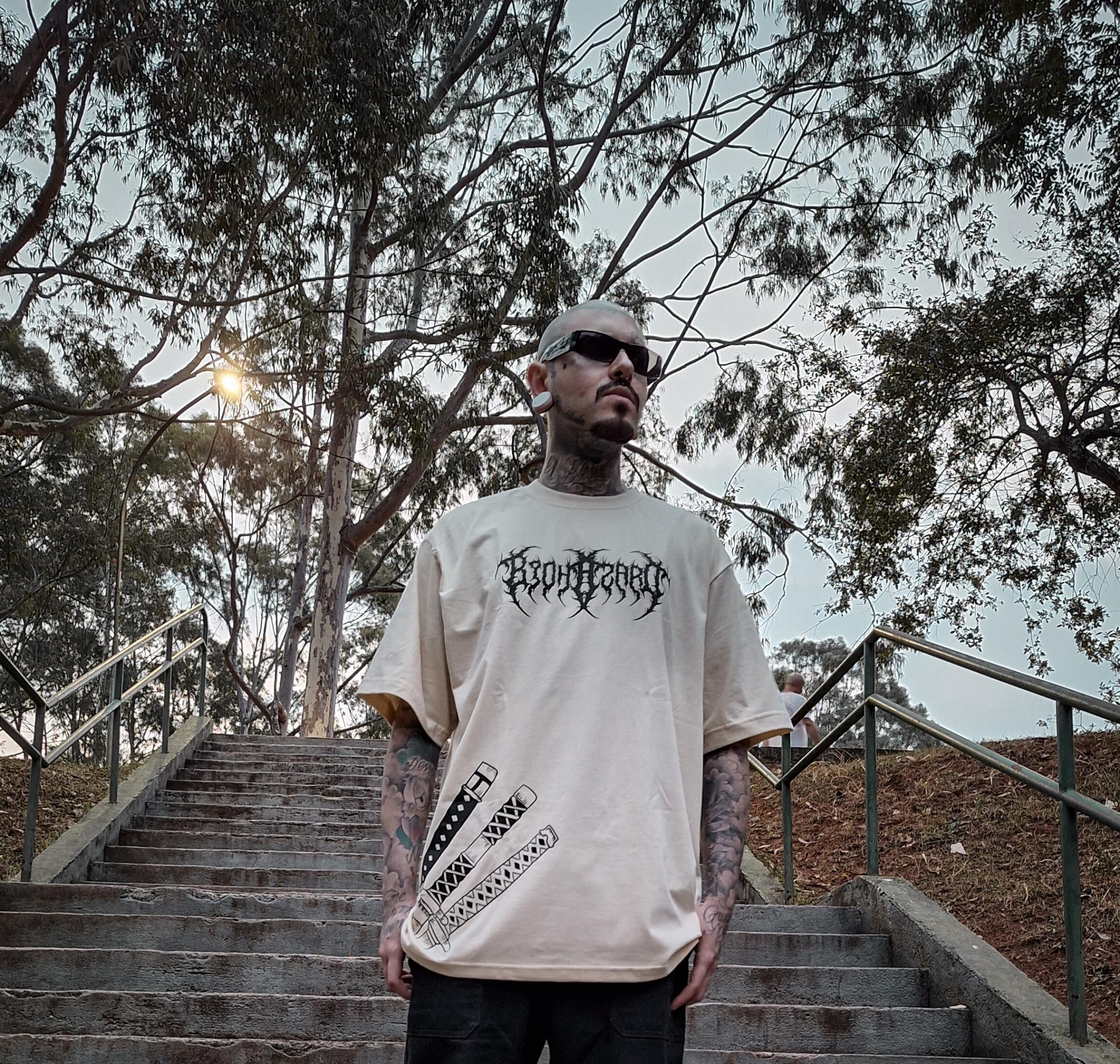 Comprar Camiseta Oversized Zoro - de R$110,56 a R$119,06